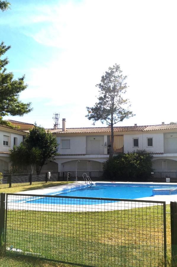 Entres Dos Paraisos: Zahara De Los Atunes Y Tarifa La Zarzuela Exterior photo